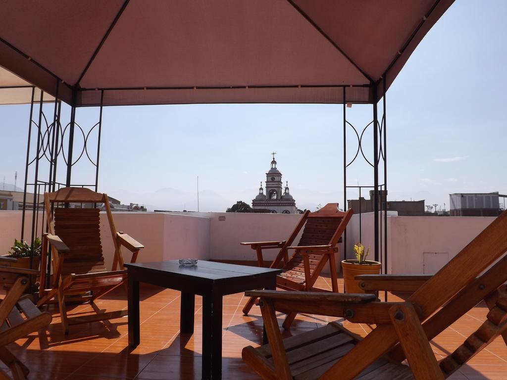 Hotel Colonial Trujillo Buitenkant foto