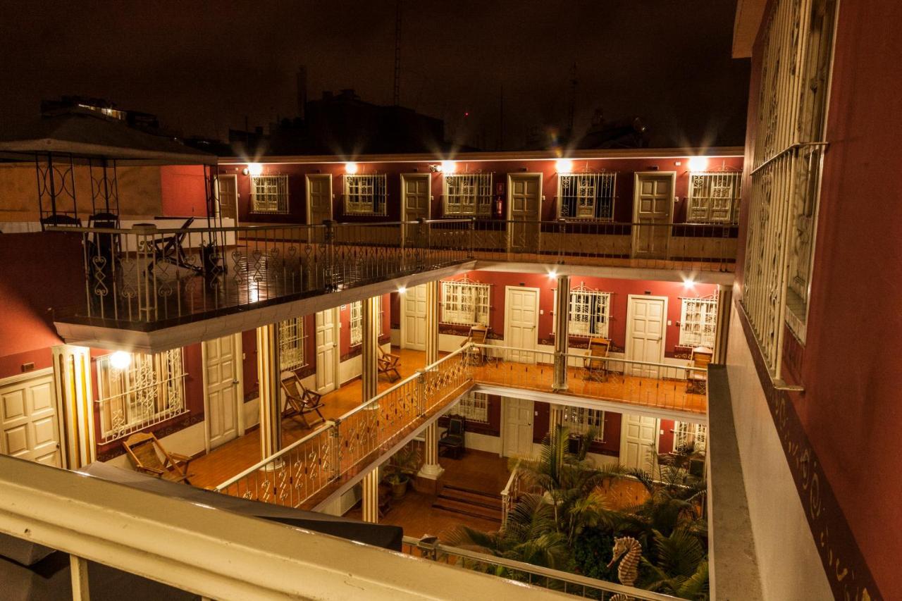 Hotel Colonial Trujillo Buitenkant foto